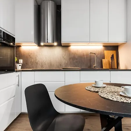 Apartament *